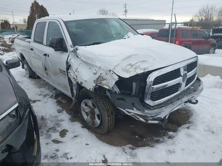 2018 RAM 1500 TRADESMAN  4X4 6'4 BOX