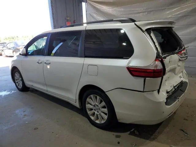 2015 TOYOTA SIENNA XLE  