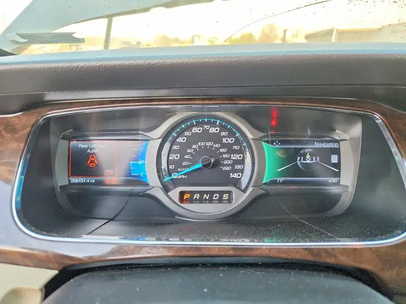 2015 FORD TAURUS LIMITED  