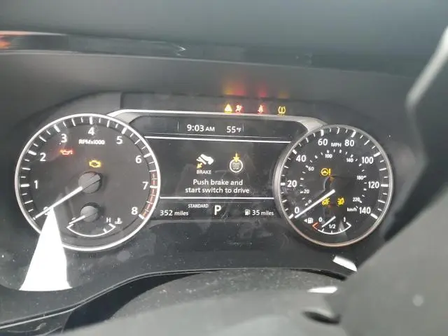 2025 NISSAN PATHFINDER SV  