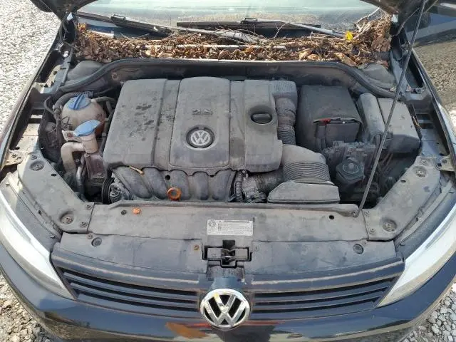 2011 VOLKSWAGEN JETTA SE  