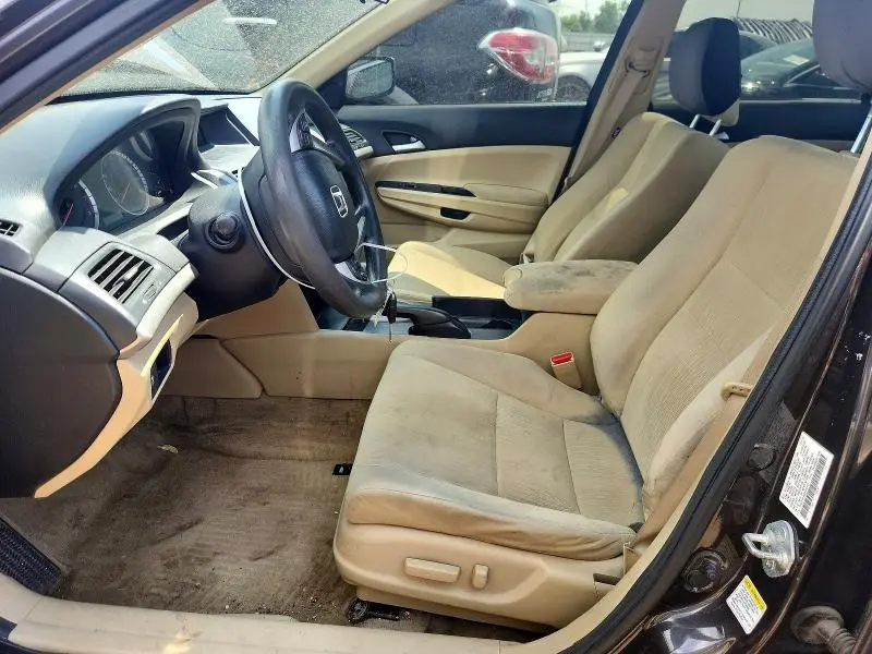 2011 HONDA ACCORD LXP  