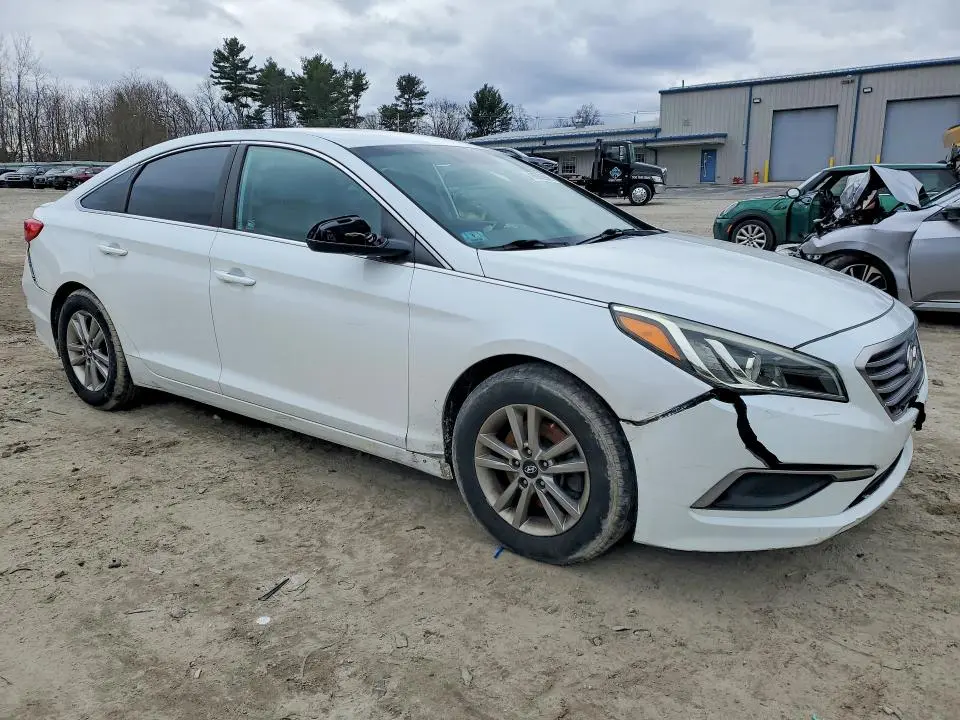 2017 HYUNDAI SONATA SE  