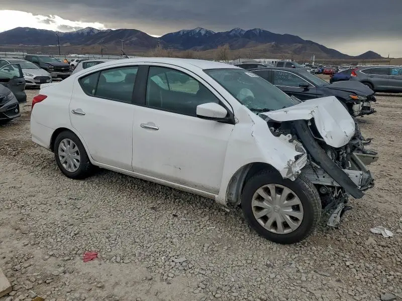 2019 NISSAN VERSA S  