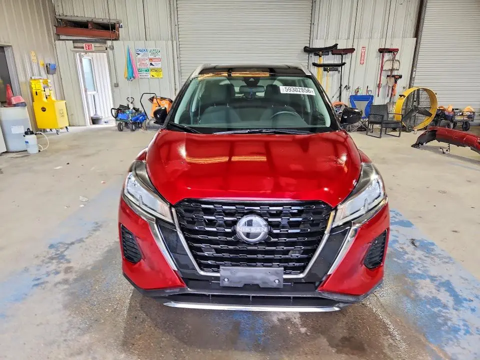 2023 NISSAN KICKS SV  