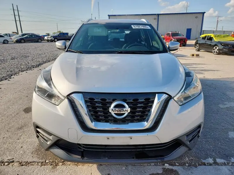 2018 NISSAN KICKS S  