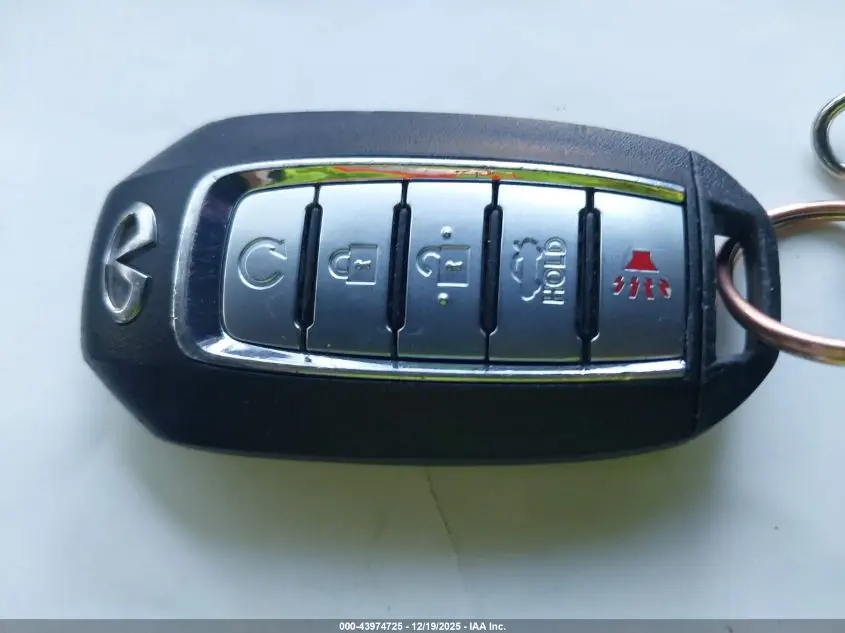 2021 INFINITI Q50 LUXE