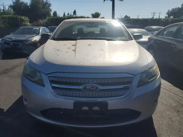 2011 FORD TAURUS SE  