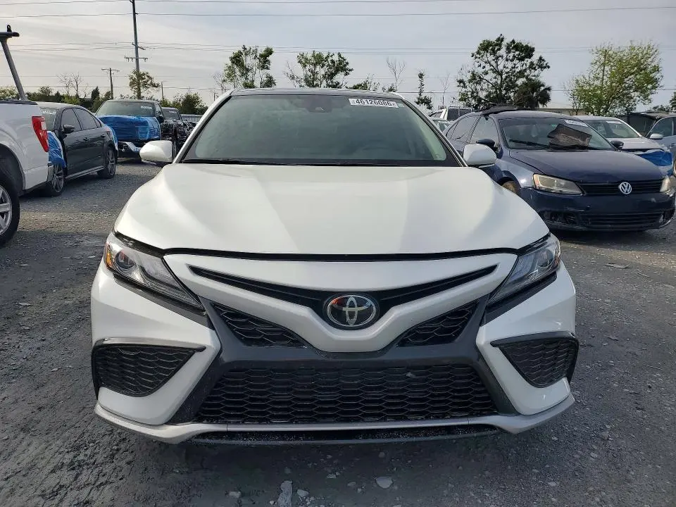 2022 TOYOTA CAMRY XSE  