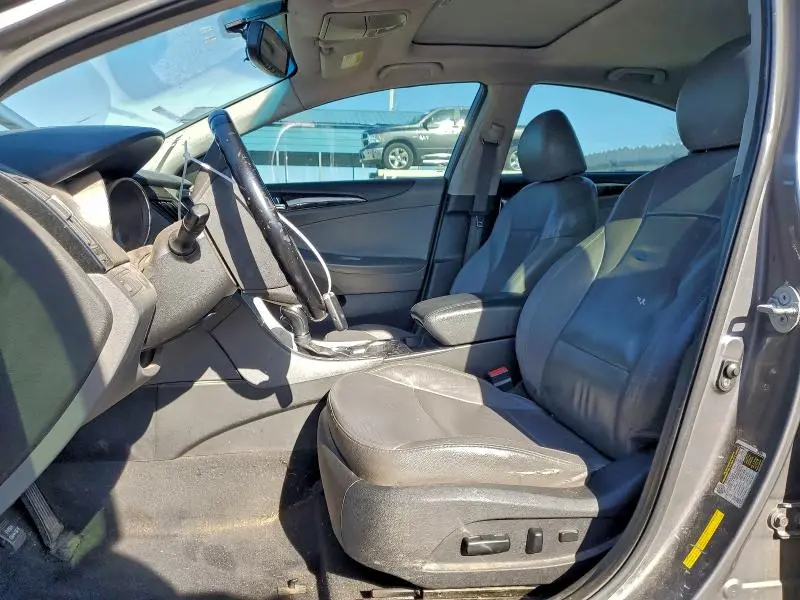 2011 HYUNDAI SONATA SE  