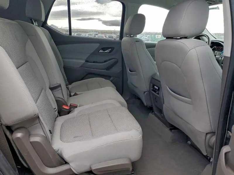 2019 CHEVROLET TRAVERSE LT  