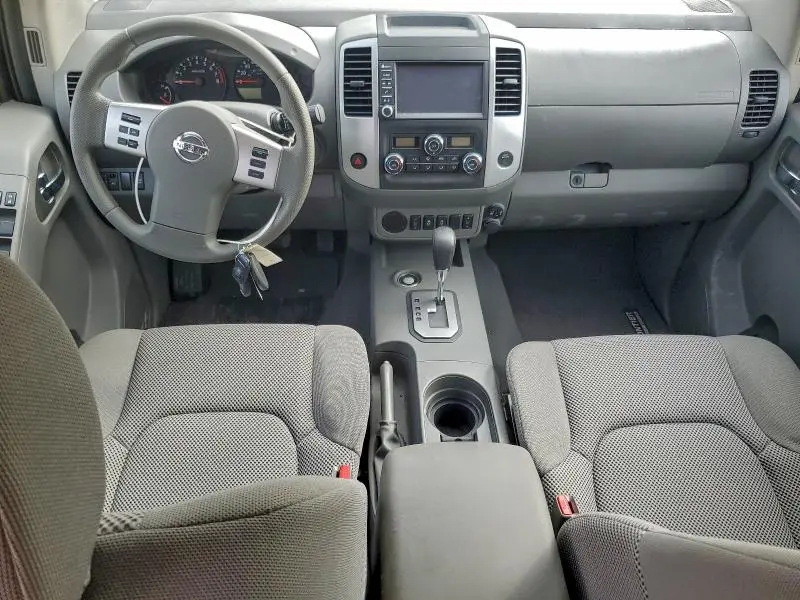 2021 NISSAN FRONTIER S  