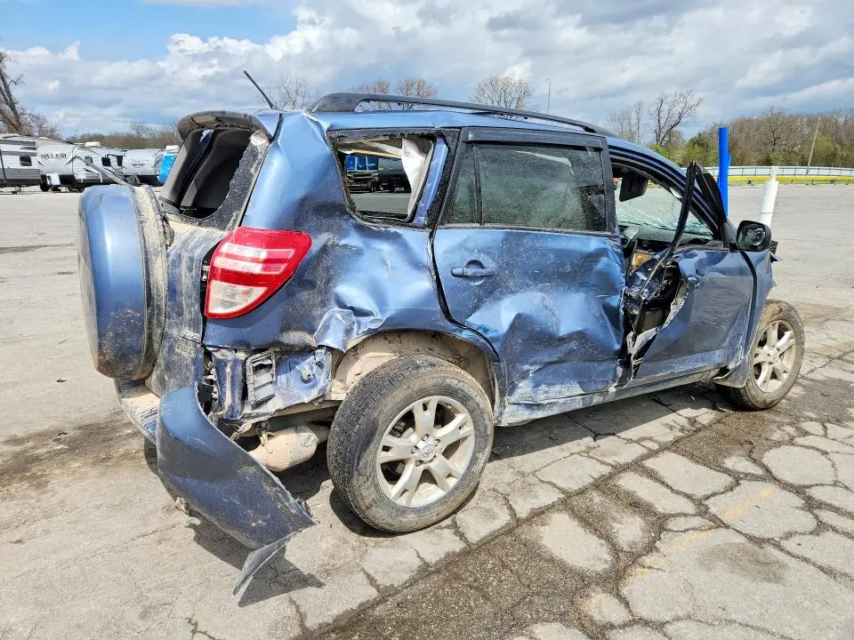 2011 TOYOTA RAV4 BASE  