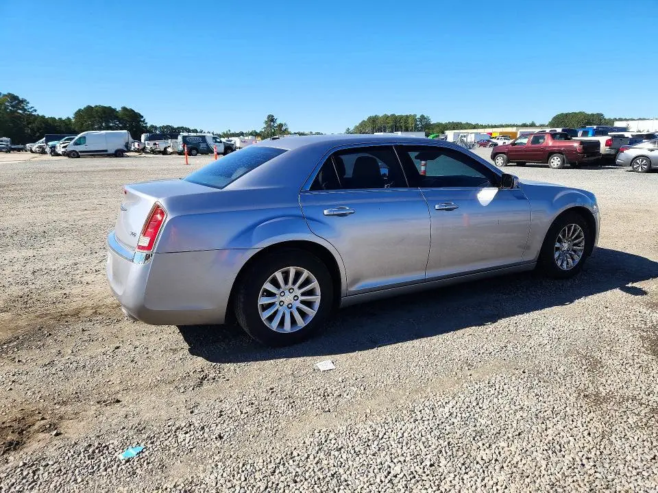 2013 CHRYSLER 300   