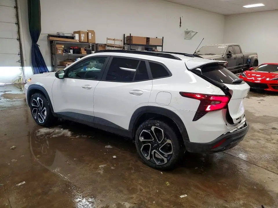 2025 CHEVROLET TRAX 2RS  