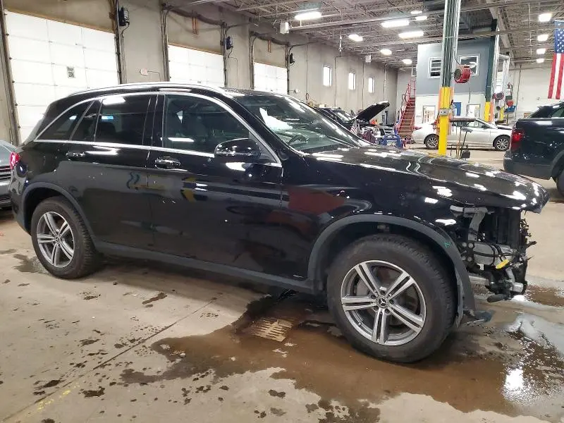 2022 MERCEDES-BENZ GLC 300 4MATIC  