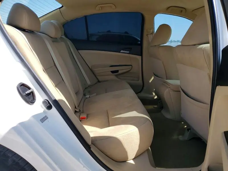 2012 HONDA ACCORD LX  