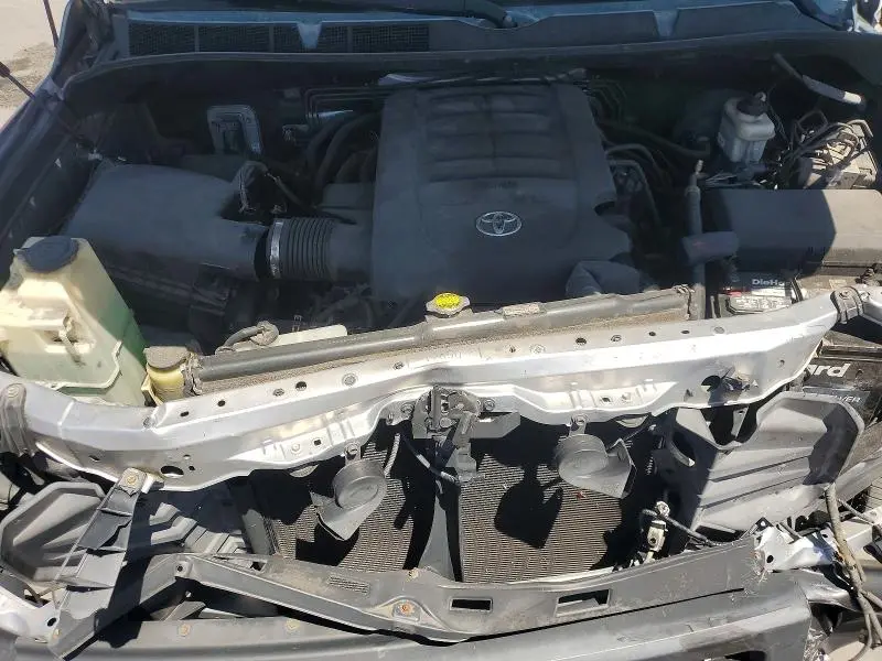 2014 TOYOTA TUNDRA CREWMAX SR5  