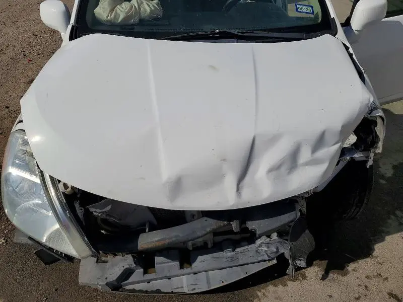 2012 NISSAN VERSA 1.8 S  
