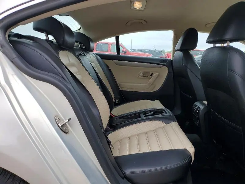 2011 VOLKSWAGEN CC SPORT  