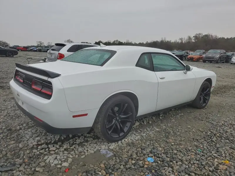 2018 DODGE CHALLENGER SXT  