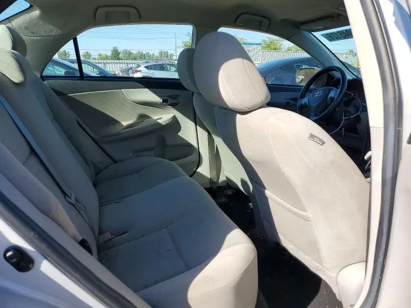 2013 TOYOTA COROLLA BASE  