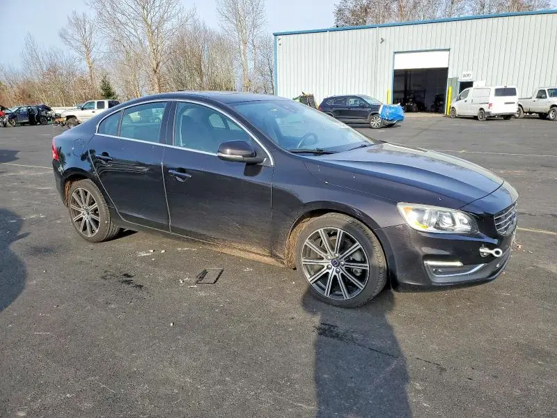 2015 VOLVO S60 PREMIER  