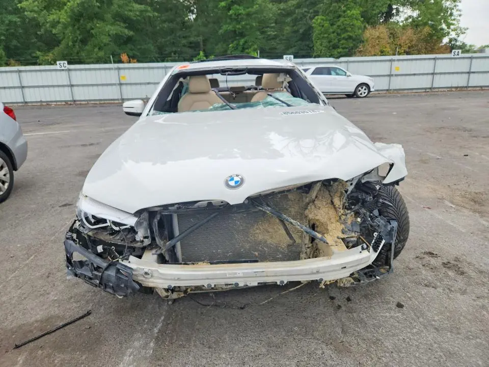 2019 BMW 530 XI  