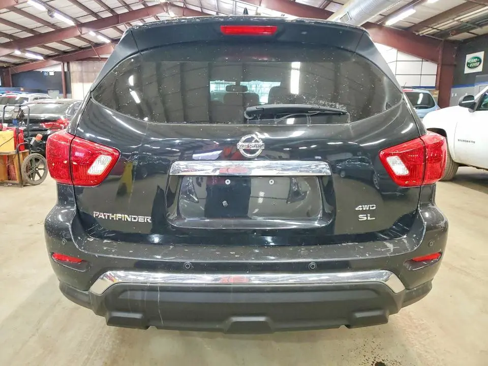 2019 NISSAN PATHFINDER SL  