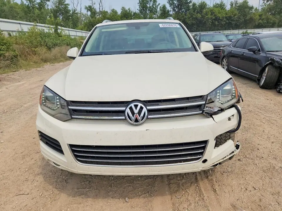 2012 VOLKSWAGEN TOUAREG V6 TDI  