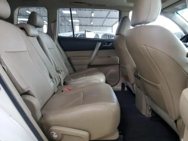 2013 TOYOTA HIGHLANDER BASE  