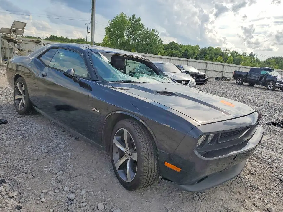 2014 DODGE CHALLENGER SXT  