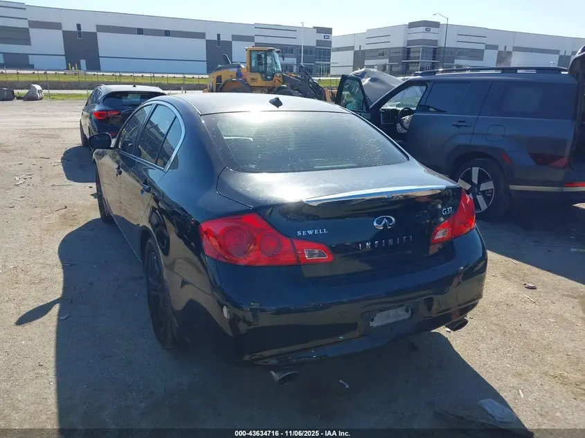 2010 INFINITI G37 JOURNEY