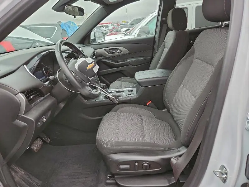 2023 CHEVROLET TRAVERSE LT  