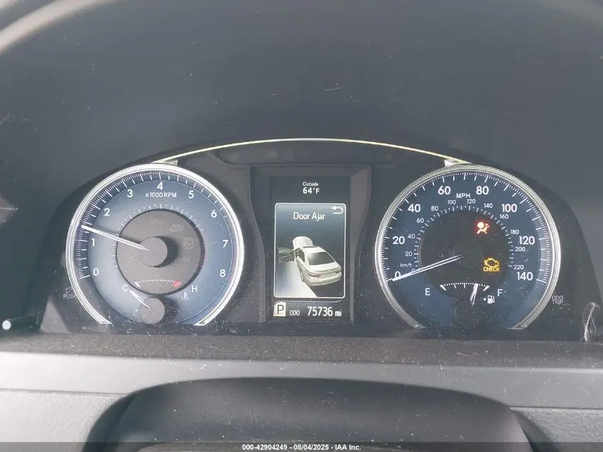 2016 TOYOTA CAMRY XLE V6