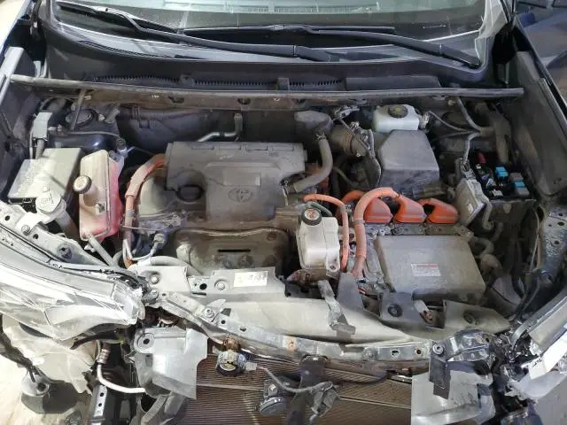 2017 TOYOTA RAV4 HV SE  