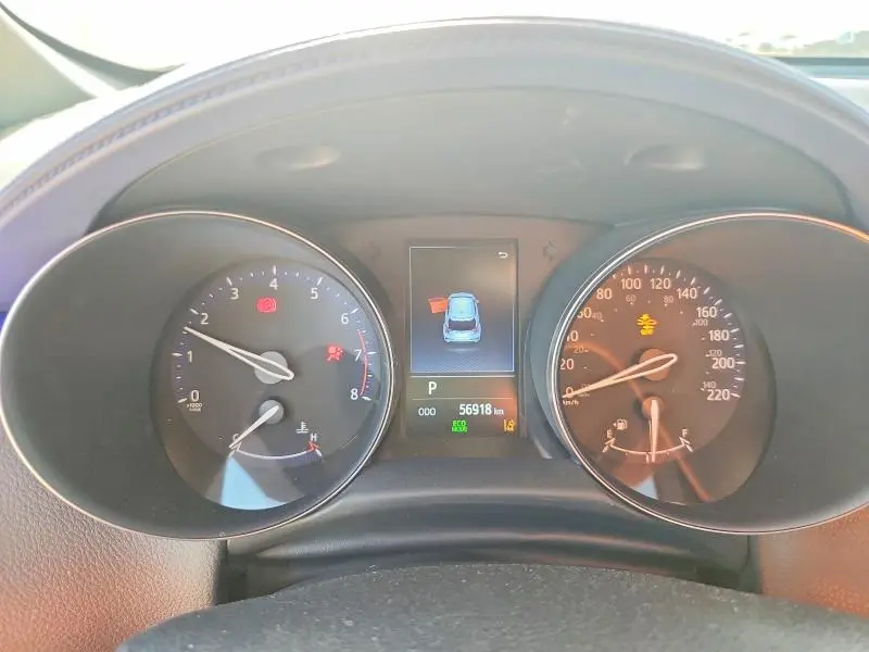 2022 TOYOTA C-HR XLE  