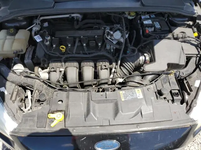 2016 FORD FOCUS SE  