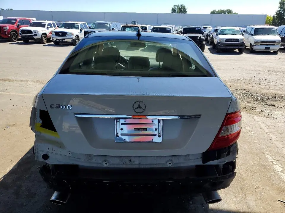 2011 MERCEDES-BENZ C 300  