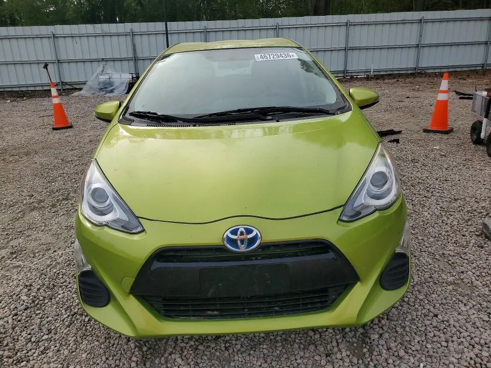 2016 TOYOTA PRIUS C TWO  