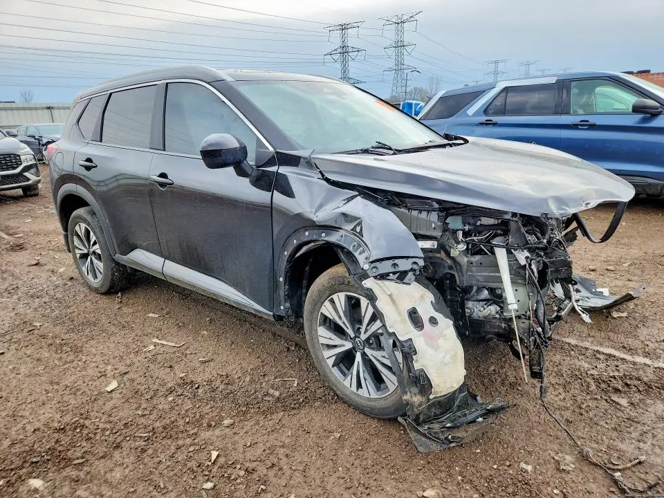 2023 NISSAN ROGUE SV  