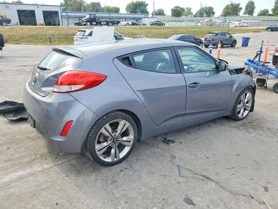 2017 HYUNDAI VELOSTER VALUE EDITION  