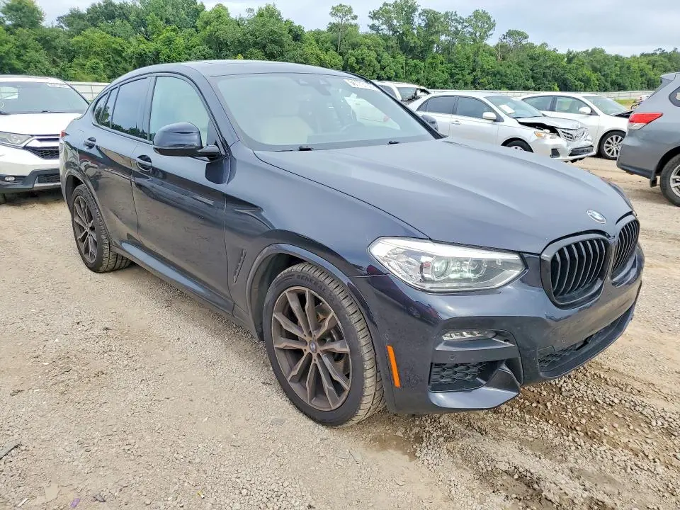 2021 BMW X4   