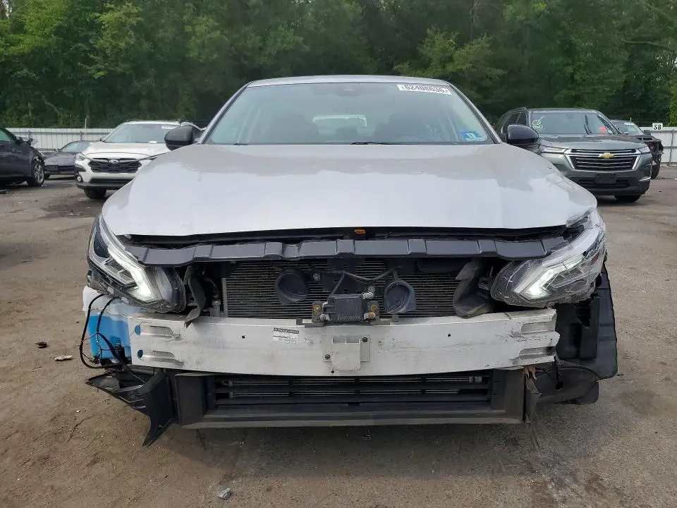 2020 NISSAN ALTIMA SR  