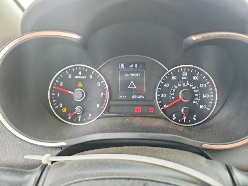2018 KIA FORTE LX  