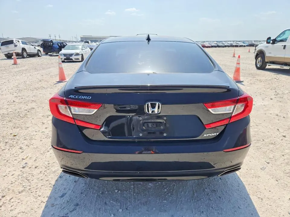 2022 HONDA ACCORD SPORT  