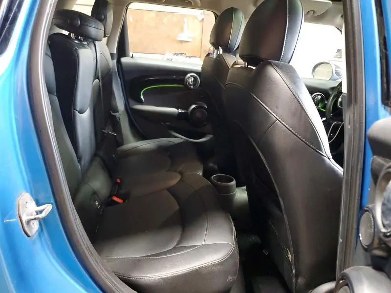 2016 MINI COOPER S  