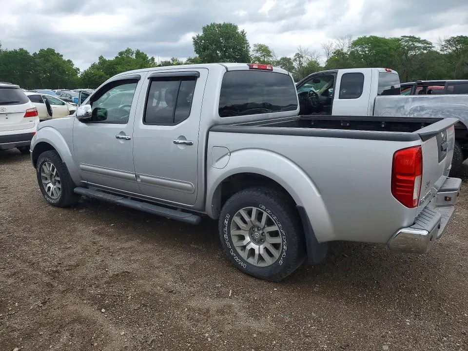 2013 NISSAN FRONTIER S  