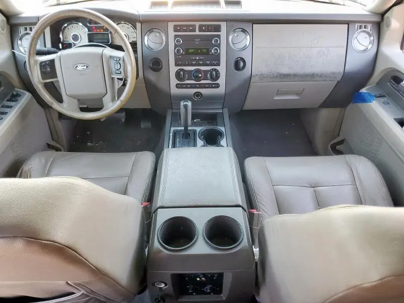 2010 FORD EXPEDITION XLT  