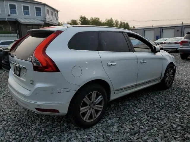 2017 VOLVO XC60 T5 INSCRIPTION  